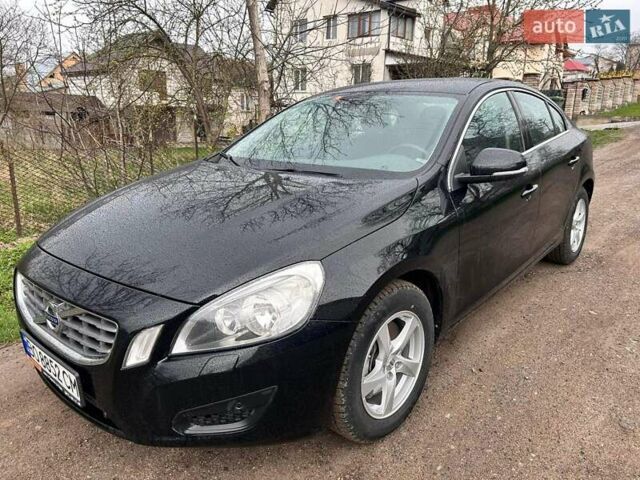 Черный Вольво С60, объемом двигателя 2 л и пробегом 230 тыс. км за 8700 $, фото 1 на Automoto.ua