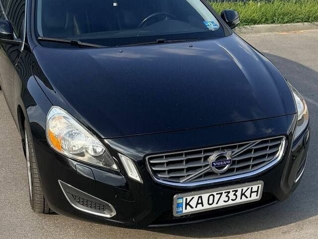 Чорний Вольво С60, об'ємом двигуна 2.52 л та пробігом 230 тис. км за 9600 $, фото 1 на Automoto.ua