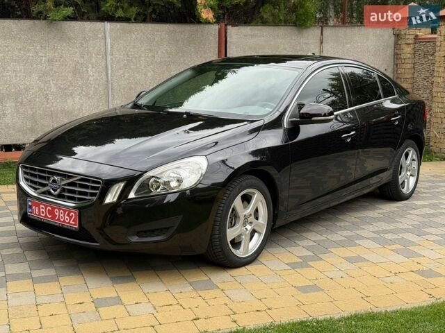 Чорний Вольво С60, об'ємом двигуна 2 л та пробігом 285 тис. км за 10500 $, фото 1 на Automoto.ua