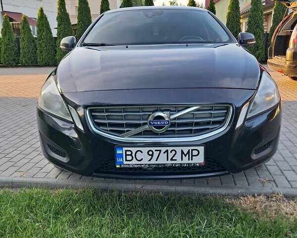 Черный Вольво С60, объемом двигателя 1.56 л и пробегом 300 тыс. км за 9500 $, фото 1 на Automoto.ua