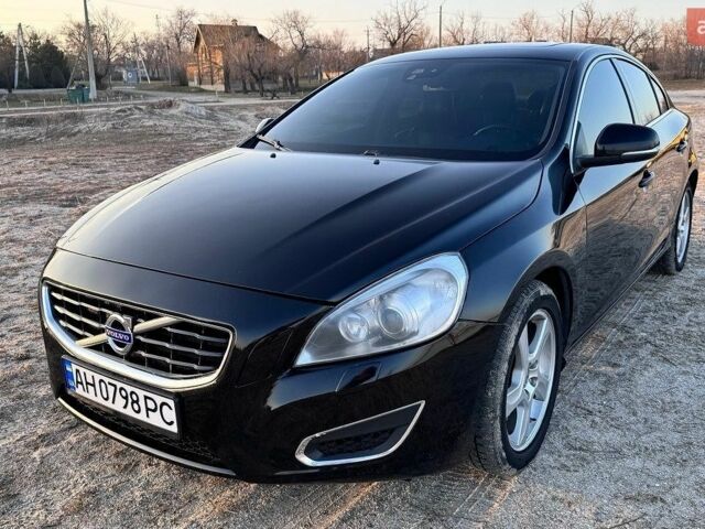 Чорний Вольво С60, об'ємом двигуна 2.52 л та пробігом 177 тис. км за 7999 $, фото 1 на Automoto.ua