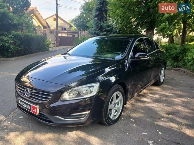 Черный Вольво С60, объемом двигателя 2 л и пробегом 255 тыс. км за 11790 $, фото 1 на Automoto.ua