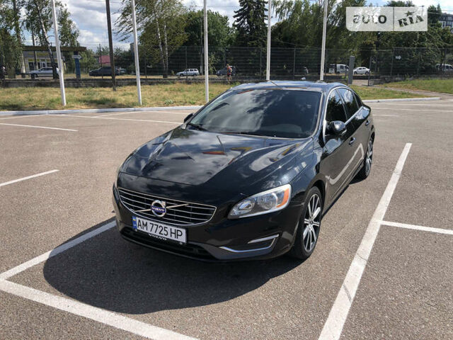 Черный Вольво С60, объемом двигателя 2.5 л и пробегом 86 тыс. км за 17900 $, фото 1 на Automoto.ua