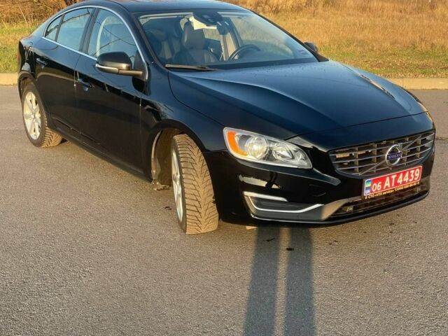 Черный Вольво С60, объемом двигателя 2.52 л и пробегом 270 тыс. км за 12000 $, фото 1 на Automoto.ua