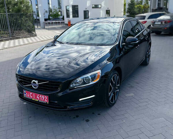 Черный Вольво С60, объемом двигателя 2 л и пробегом 94 тыс. км за 14500 $, фото 1 на Automoto.ua