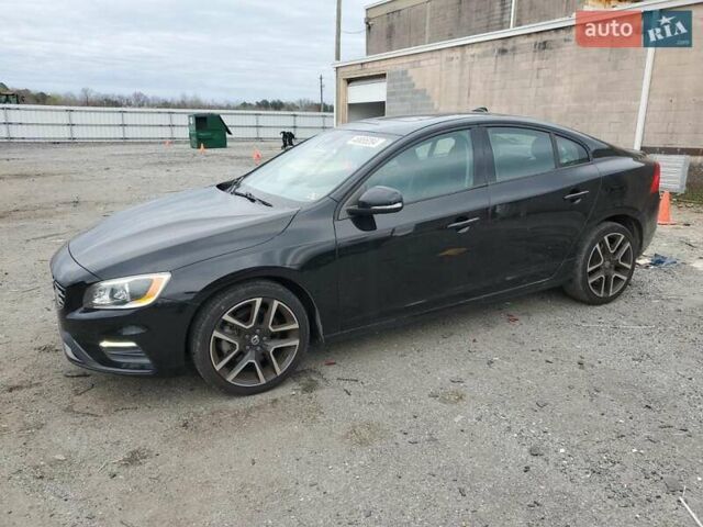Черный Вольво С60, объемом двигателя 2 л и пробегом 77 тыс. км за 3000 $, фото 1 на Automoto.ua