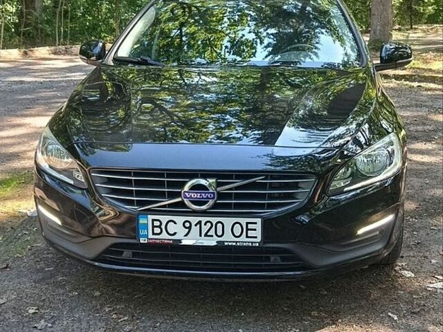 Черный Вольво С60, объемом двигателя 1.97 л и пробегом 210 тыс. км за 12800 $, фото 1 на Automoto.ua