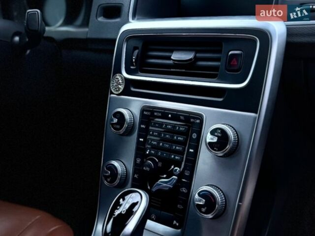 Чорний Вольво С60, об'ємом двигуна 1.97 л та пробігом 168 тис. км за 15900 $, фото 1 на Automoto.ua