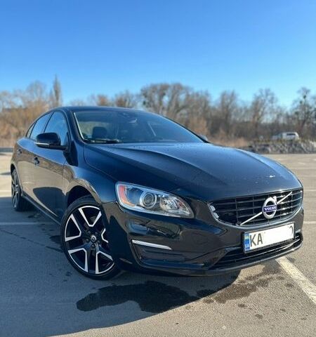 Черный Вольво С60, объемом двигателя 2 л и пробегом 100 тыс. км за 14200 $, фото 1 на Automoto.ua