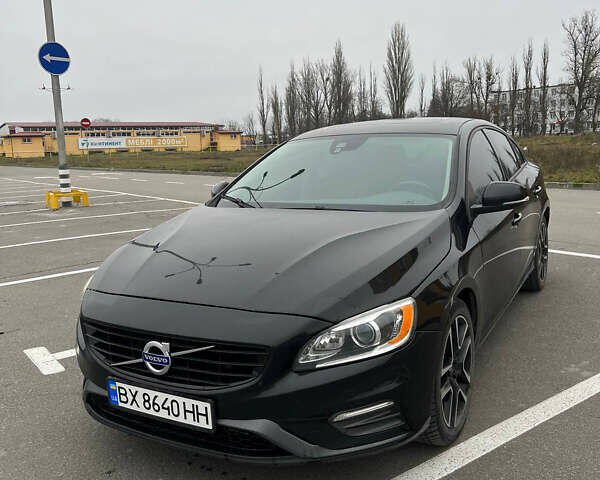Чорний Вольво С60, об'ємом двигуна 2 л та пробігом 175 тис. км за 13000 $, фото 1 на Automoto.ua