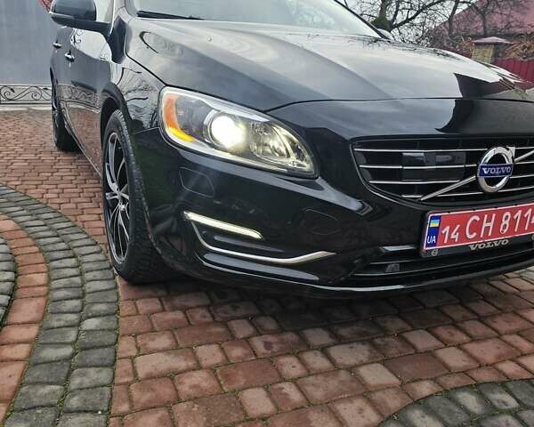 Черный Вольво С60, объемом двигателя 1.97 л и пробегом 141 тыс. км за 12950 $, фото 1 на Automoto.ua