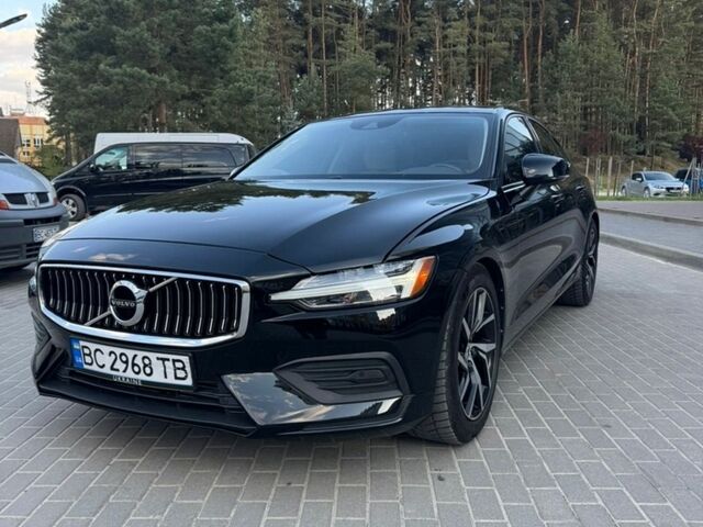 Черный Вольво С60, объемом двигателя 1.97 л и пробегом 77 тыс. км за 19600 $, фото 1 на Automoto.ua