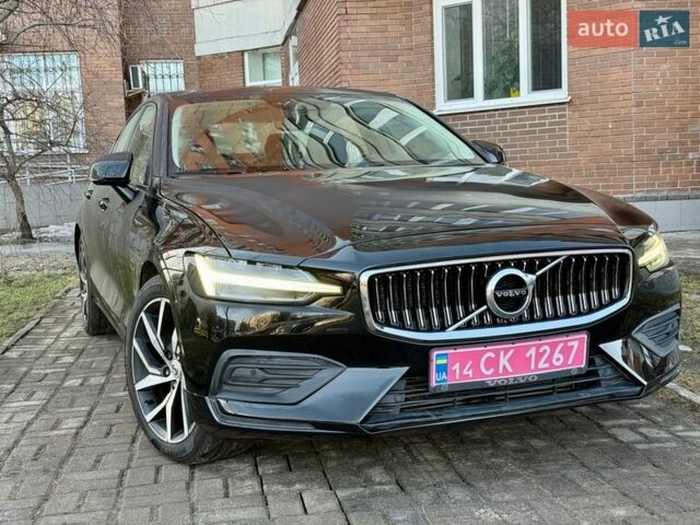 Черный Вольво С60, объемом двигателя 1.97 л и пробегом 207 тыс. км за 19900 $, фото 1 на Automoto.ua