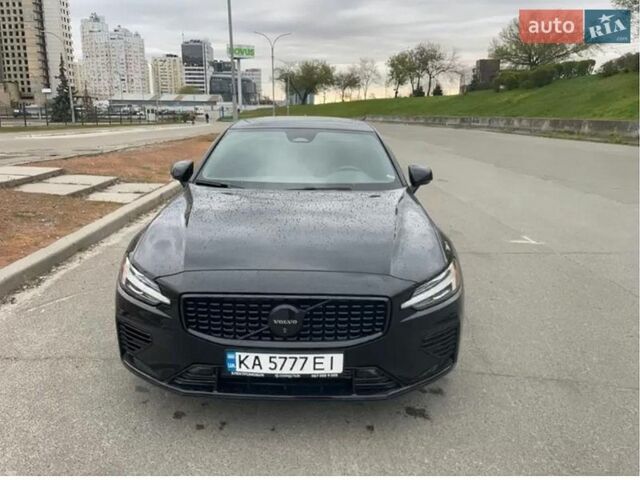 Черный Вольво С60, объемом двигателя 1.97 л и пробегом 90 тыс. км за 37000 $, фото 1 на Automoto.ua