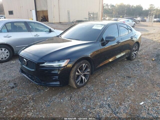 Чорний Вольво С60, об'ємом двигуна 2 л та пробігом 170 тис. км за 17000 $, фото 1 на Automoto.ua