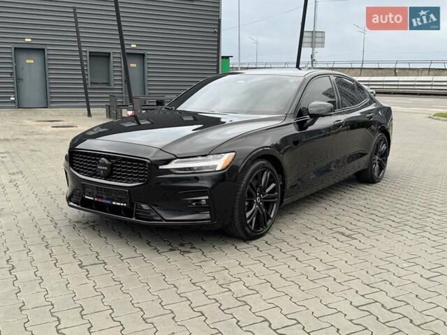 Чорний Вольво С60, об'ємом двигуна 1.97 л та пробігом 53 тис. км за 29990 $, фото 1 на Automoto.ua