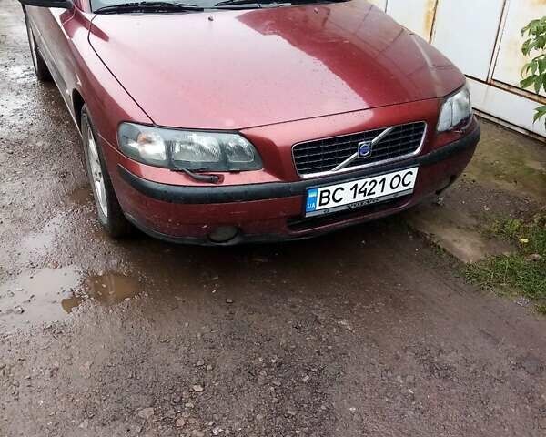 Красный Вольво С60, объемом двигателя 2.4 л и пробегом 373 тыс. км за 4900 $, фото 1 на Automoto.ua