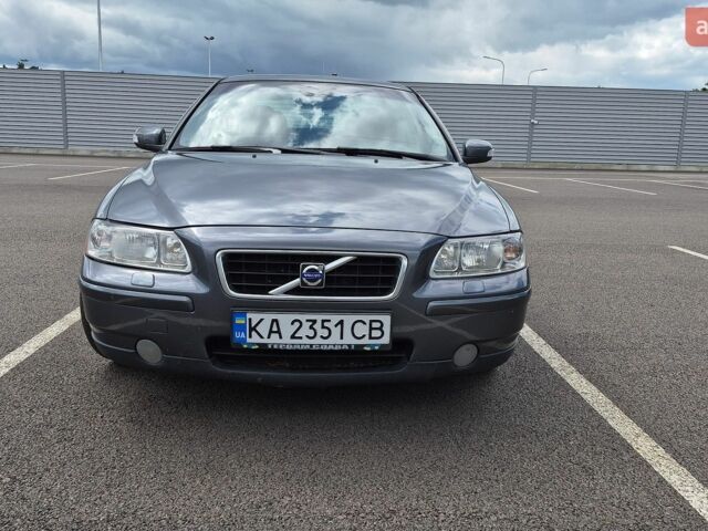 Вольво С60, объемом двигателя 2.5 л и пробегом 222 тыс. км за 8000 $, фото 1 на Automoto.ua