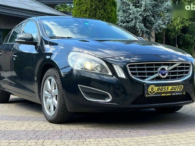 Вольво С60, об'ємом двигуна 2 л та пробігом 198 тис. км за 9600 $, фото 1 на Automoto.ua