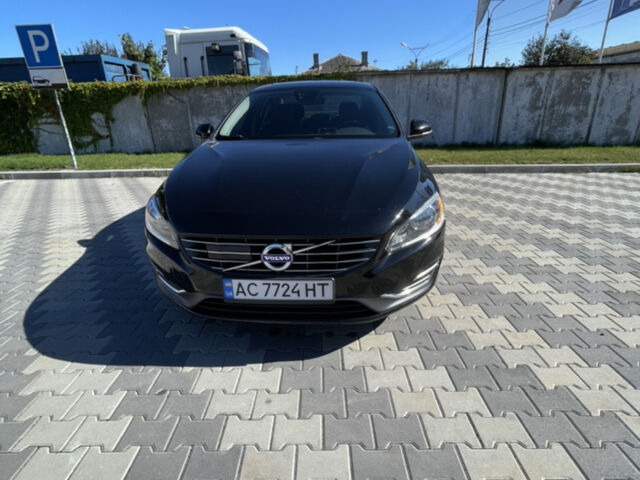 Вольво С60, об'ємом двигуна 2 л та пробігом 177 тис. км за 11200 $, фото 1 на Automoto.ua