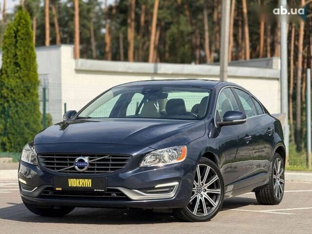 Вольво С60, объемом двигателя 2 л и пробегом 183 тыс. км за 9800 $, фото 1 на Automoto.ua