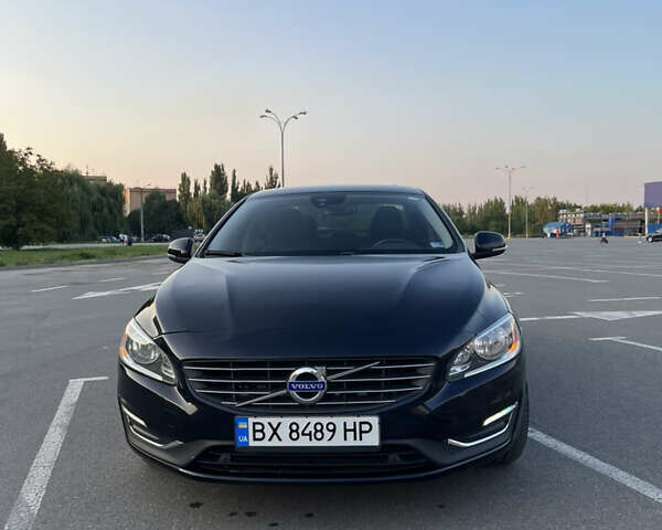 Вольво С60, объемом двигателя 2 л и пробегом 216 тыс. км за 13400 $, фото 1 на Automoto.ua