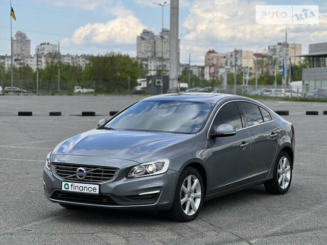 Вольво С60, об'ємом двигуна 1.97 л та пробігом 41 тис. км за 19500 $, фото 1 на Automoto.ua