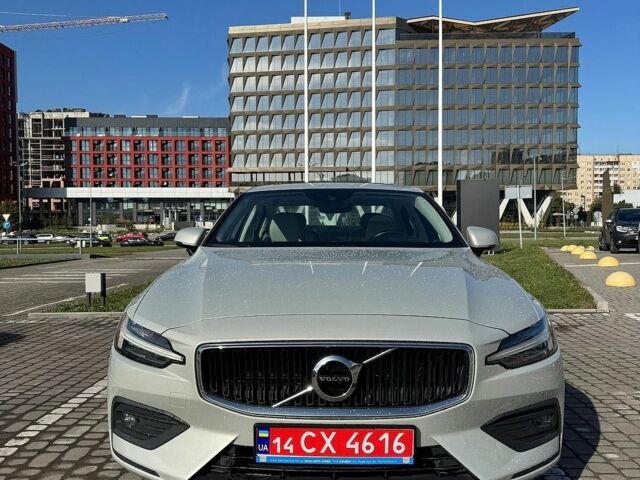 Вольво С60, объемом двигателя 1.97 л и пробегом 137 тыс. км за 19490 $, фото 1 на Automoto.ua