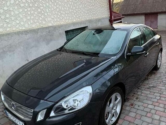 Сірий Вольво С60, об'ємом двигуна 2.5 л та пробігом 169 тис. км за 10200 $, фото 1 на Automoto.ua