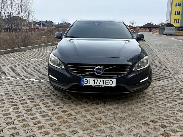 Серый Вольво С60, объемом двигателя 1.6 л и пробегом 260 тыс. км за 11900 $, фото 1 на Automoto.ua