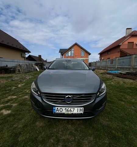 Серый Вольво С60, объемом двигателя 1.97 л и пробегом 195 тыс. км за 12300 $, фото 1 на Automoto.ua