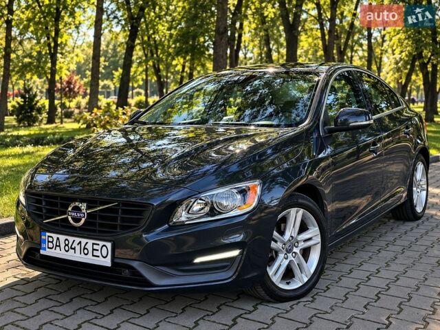 Сірий Вольво С60, об'ємом двигуна 2 л та пробігом 177 тис. км за 13000 $, фото 1 на Automoto.ua
