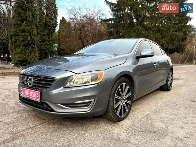 Серый Вольво С60, объемом двигателя 2 л и пробегом 263 тыс. км за 13750 $, фото 1 на Automoto.ua