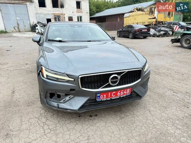 Сірий Вольво С60, об'ємом двигуна 2 л та пробігом 125 тис. км за 14200 $, фото 1 на Automoto.ua
