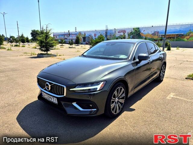 Сірий Вольво С60, об'ємом двигуна 2 л та пробігом 60 тис. км за 28000 $, фото 1 на Automoto.ua