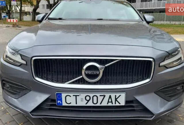 Серый Вольво С60, объемом двигателя 2 л и пробегом 81 тыс. км за 29500 $, фото 1 на Automoto.ua