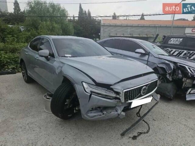 Серый Вольво С60, объемом двигателя 1.97 л и пробегом 9 тыс. км за 12500 $, фото 1 на Automoto.ua