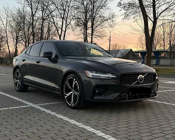 Серый Вольво С60, объемом двигателя 1.97 л и пробегом 33 тыс. км за 26500 $, фото 1 на Automoto.ua