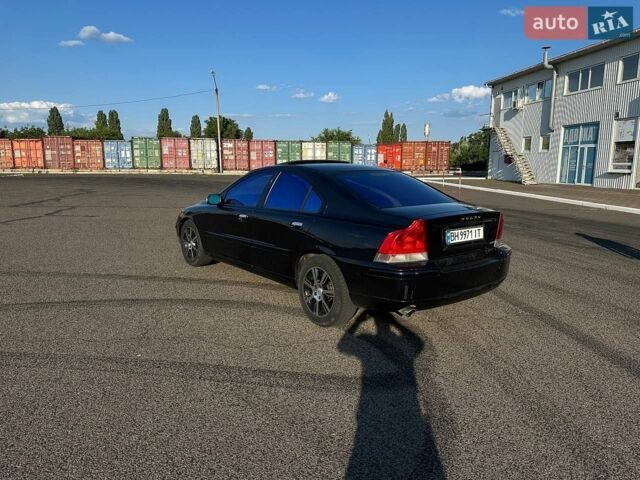 Синий Вольво С60, объемом двигателя 2.44 л и пробегом 119 тыс. км за 5500 $, фото 1 на Automoto.ua