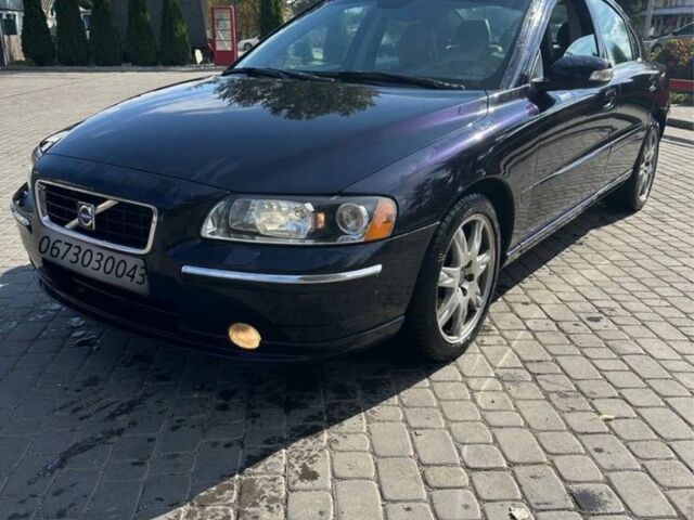 Синий Вольво С60, объемом двигателя 2.4 л и пробегом 275 тыс. км за 3000 $, фото 1 на Automoto.ua