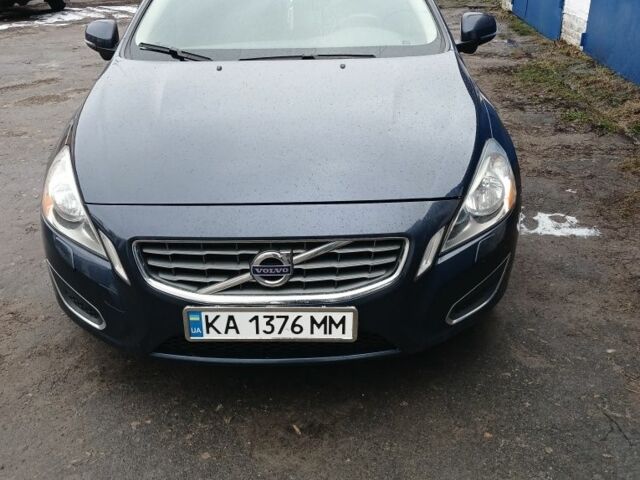 Синій Вольво С60, об'ємом двигуна 2.5 л та пробігом 196 тис. км за 10700 $, фото 1 на Automoto.ua