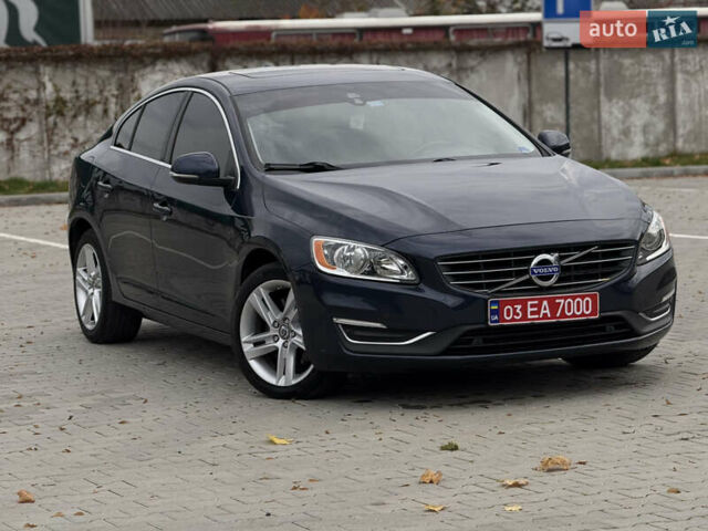 Синий Вольво С60, объемом двигателя 2.5 л и пробегом 207 тыс. км за 8999 $, фото 1 на Automoto.ua