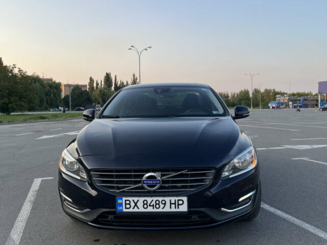 Синий Вольво С60, объемом двигателя 2 л и пробегом 229 тыс. км за 11500 $, фото 1 на Automoto.ua
