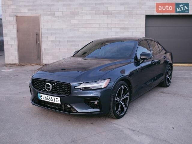 Синій Вольво С60, об'ємом двигуна 1.97 л та пробігом 9 тис. км за 29900 $, фото 1 на Automoto.ua