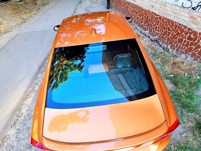 Оранжевый Вольво С60, объемом двигателя 2 л и пробегом 147 тыс. км за 17030 $, фото 1 на Automoto.ua