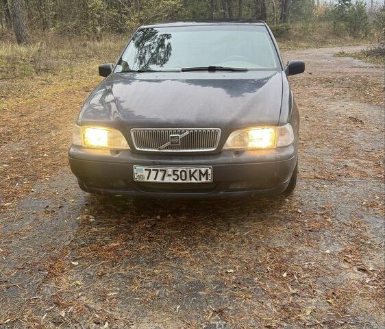 Синий Вольво С70, объемом двигателя 2.5 л и пробегом 510 тыс. км за 2900 $, фото 1 на Automoto.ua