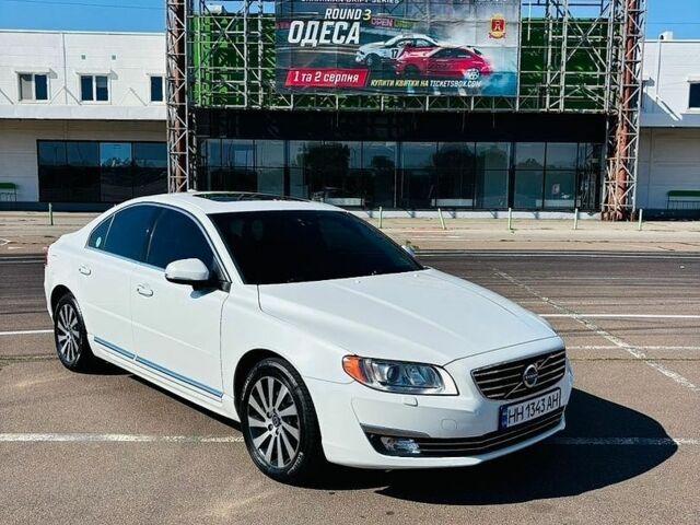 Белый Вольво С80, объемом двигателя 1.98 л и пробегом 135 тыс. км за 15000 $, фото 1 на Automoto.ua
