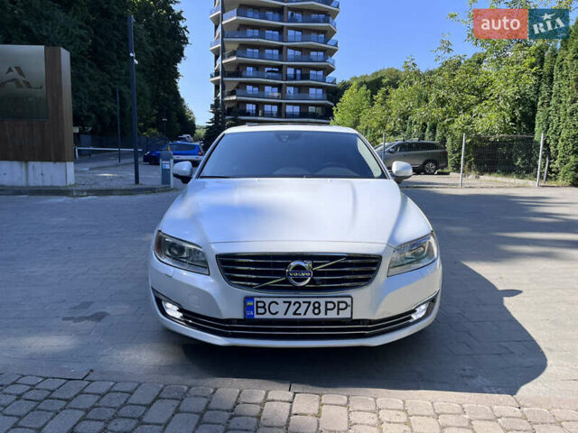 Білий Вольво S80, об'ємом двигуна 1.56 л та пробігом 134 тис. км за 14000 $, фото 1 на Automoto.ua