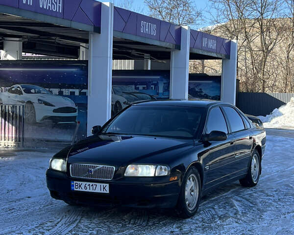 Черный Вольво С80, объемом двигателя 2 л и пробегом 301 тыс. км за 3100 $, фото 1 на Automoto.ua