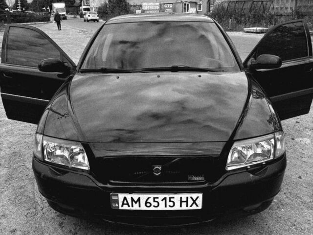 Черный Вольво С80, объемом двигателя 2.4 л и пробегом 365 тыс. км за 4200 $, фото 1 на Automoto.ua